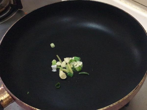 純奶手撕吐司的做法 步驟1