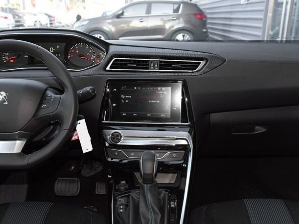標(biāo)致308CC