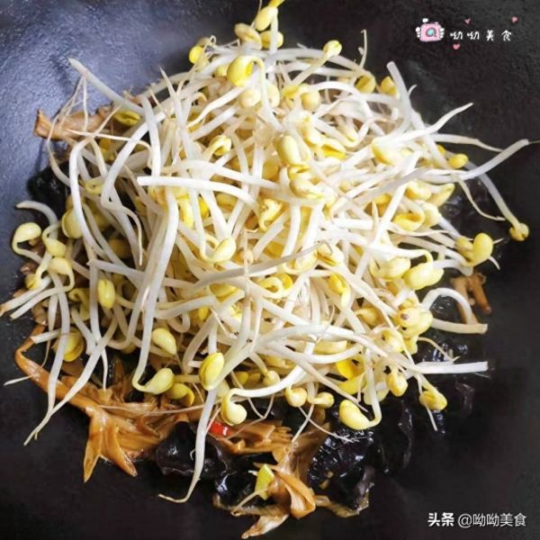 黃花菜和它一起炒，真是絕配，吃不膩的家常小炒，老少皆宜
