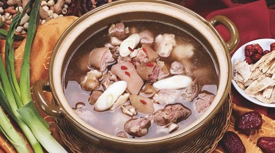 黃芪這樣搭配吃，功效翻倍，補(bǔ)血防癌抗衰老？可惜很多人不知道！