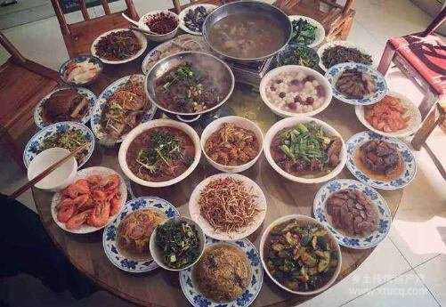 傳統(tǒng)年夜飯菜譜大全