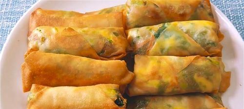 做一份美味新年春卷（以家常做法為主，讓你在新年大餐上有不一樣的亮點(diǎn)）