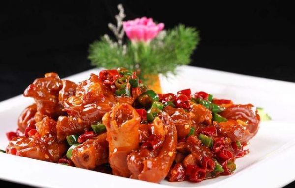 春節(jié)年夜飯10道常見經(jīng)典大菜，宴客必備簡(jiǎn)單易學(xué)~讓你大顯身手！