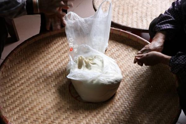 廣東特色年味小吃，會做它的人已不多，網(wǎng)友：一出鍋能吃8個(gè)