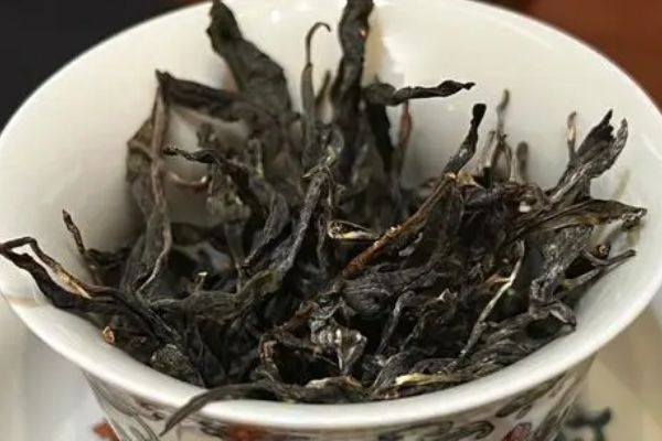 巖茶的功效與作用，長期喝巖茶的好處