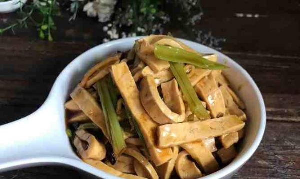 健康美味，甜椒炒豆腐干（家常菜譜）