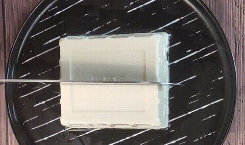 做法簡(jiǎn)單又健康的豆腐沙拉怎么做