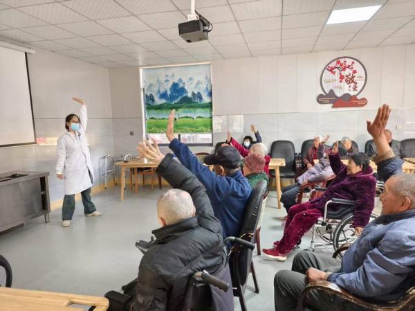 开展运动健康讲座，护航健康晚年生活（2025.4.1通讯稿）.doc