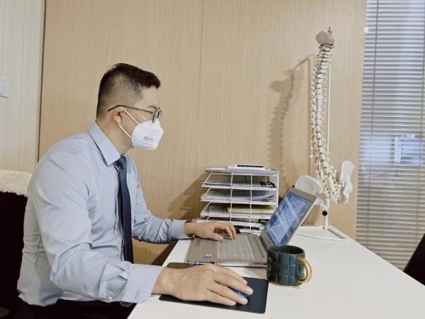 锦瀚健康专注脊脑健康管理，为现代人打开健康新通路