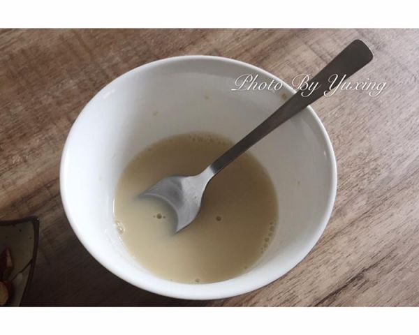 純奶手撕吐司的做法 步驟1