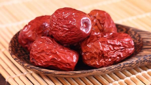 女生紅棗一天吃幾個(gè)適量