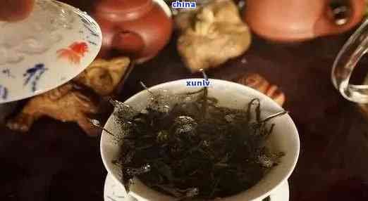 午餐時(shí)光：探索適合中午飲用的茶葉種類