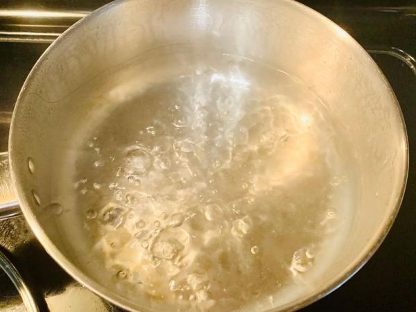 純奶手撕吐司的做法 步驟1