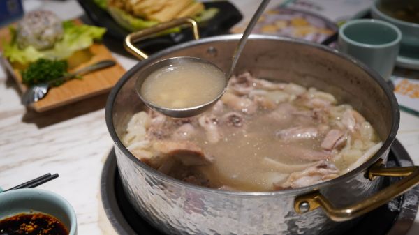 椰子雞火鍋涮什么菜好吃？打造你的專(zhuān)屬美味清單