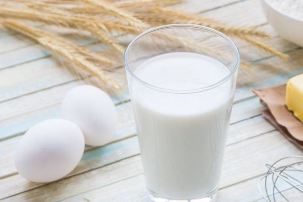 柿子和牛奶可以一起吃嗎 柿子的飲食搭配解析