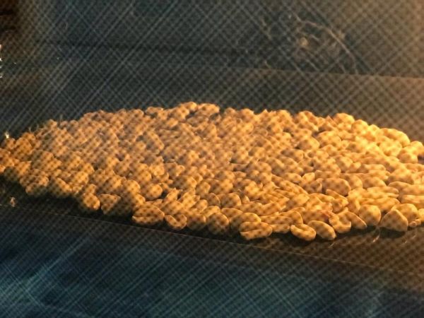 純奶手撕吐司的做法 步驟1