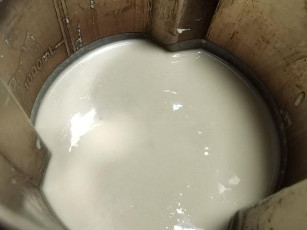 純奶手撕吐司的做法 步驟1