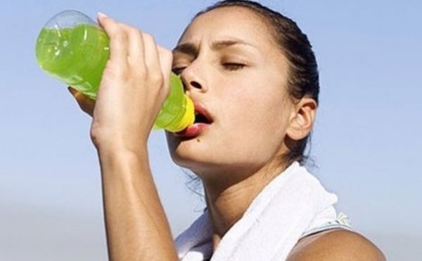 运动饮料对身体有哪些坏处？运动饮料的饮用禁忌人群(1)