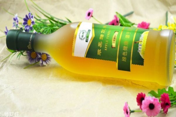 蘋(píng)果醋和蘋(píng)果醋飲料是一樣的嗎 蘋(píng)果醋和蘋(píng)果醋飲料區(qū)別