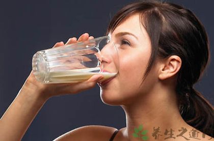 喝豆?jié){可美白養(yǎng)顏 6種豆?jié){的做法