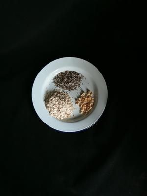 奇亞籽燕麥粥的做法 步驟1