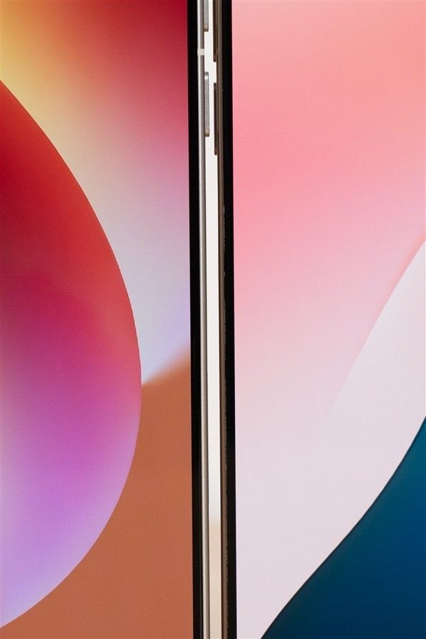 OPPO Find X8 Ultra對比旗艦競品，展現(xiàn)超窄黑邊與強(qiáng)大配置
