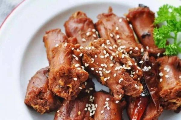 辣味鹵水中非常經(jīng)典的一款麻辣鴨脖配方，據(jù)說價(jià)值5萬元！