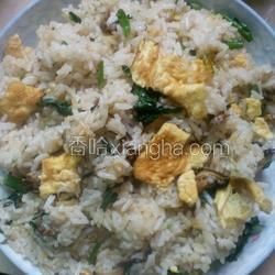 醬鴨脖炒飯的做法[圖]