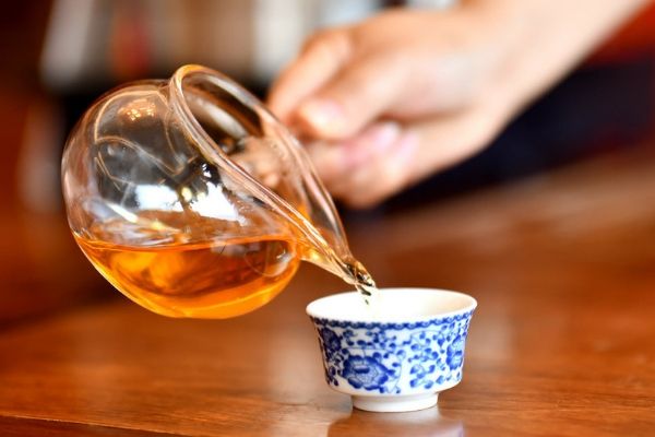 飯后多久喝茶，適宜飯后一小時喝茶(避免濃茶)