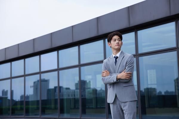 35歲職場男士體能訓(xùn)練：科學(xué)提升職場競爭力 圖1