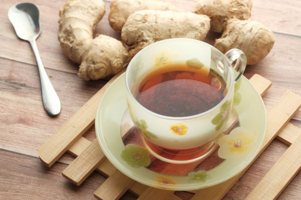 茶葉配生姜泡水喝的功效與禁忌：讓你更健康的飲品