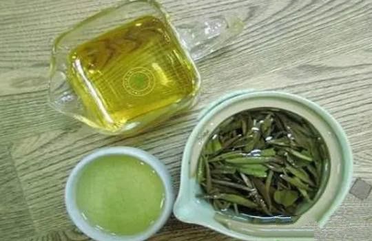 白茶減肥嗎還是普洱減肥？