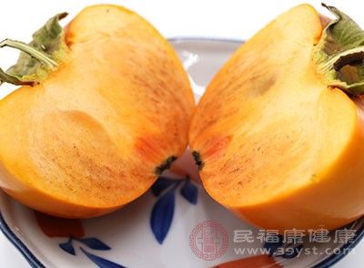 柿子中的維生素含量非常高