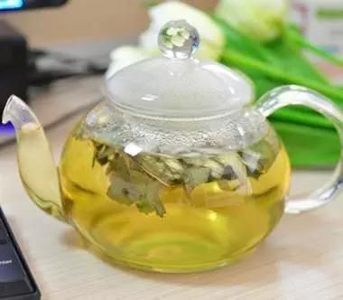 胖人喝<a href=http://www.pinchajie.cn target=_blank class=infotextkey>黑茶</a>好處_喝<a href=http://www.pinchajie.cn target=_blank class=infotextkey>黑茶</a>會發(fā)胖嗎_喝<a href=http://www.pinchajie.cn target=_blank class=infotextkey>黑茶</a>會長胖嗎