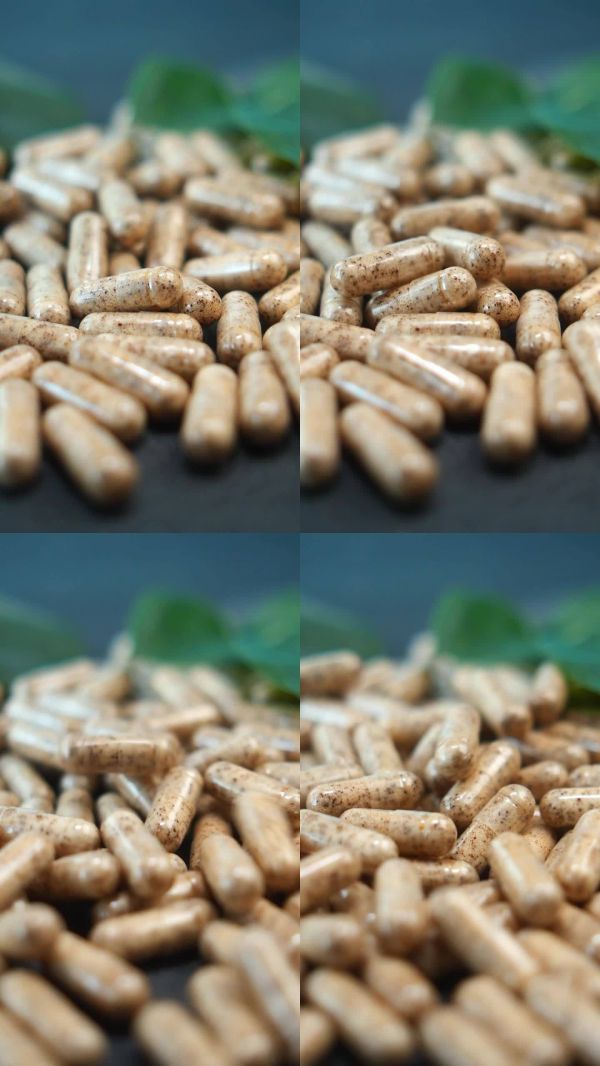 天然草本膠囊，具有健康和保健益處。