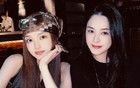 周揚(yáng)青與阿嬌聚餐，44歲阿嬌重現(xiàn)青春神顏引熱議。