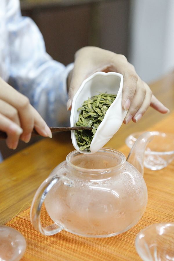 茶的尾水有害健康吗？如何正确处理茶叶渣？