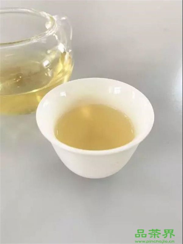 <a href=http://www.pinchajie.cn target=_blank class=infotextkey>茶叶</a>的29种妙用！