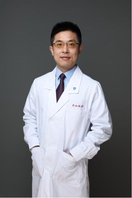 復(fù)旦大學(xué)附屬中山醫(yī)院骨科副主任醫(yī)師 王會仁