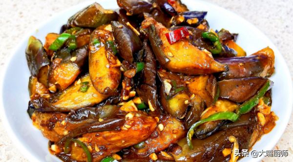 茄子怎么做清淡又好吃？教你一招出鍋軟糯咸香特別下飯
