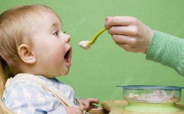 嬰兒輔食選擇什么好？嬰兒輔食有哪些注意事項？(1)