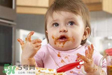 輔食添加過(guò)早的危害？為什么不能過(guò)早的添加輔食？