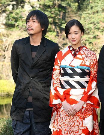2007年一起出席電影《蟲師》記者會(huì)的大森南鵬和蒼井優(yōu)