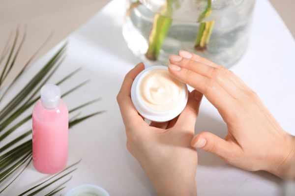 臉部出油喝什么茶？10種茶喝起來清爽又美容