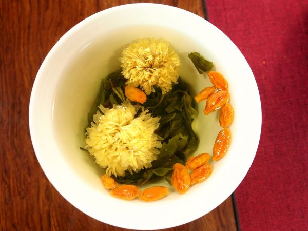 紅柚<a href=http://www.pinchajie.cn target=_blank class=infotextkey>綠茶</a>_<a href=http://www.pinchajie.cn target=_blank class=infotextkey>綠茶</a>和紅柚可以一起吃嗎_<a href=http://www.pinchajie.cn target=_blank class=infotextkey>綠茶</a>柚子