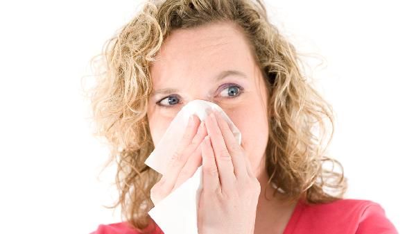 哺乳期间感冒流鼻涕吃什么药