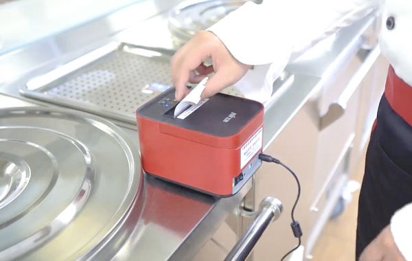 智能自助點(diǎn)餐機(jī)