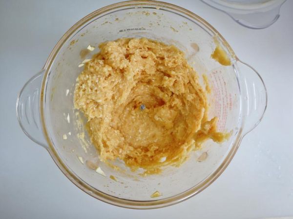 純奶手撕吐司的做法 步驟1