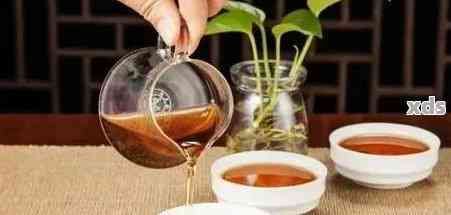 刮油普洱茶的正確方法是，掌握正確方法，輕松刮掉多余油脂——刮油普洱茶飲用指南