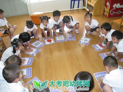 小班健康活動(dòng)方案水果寶寶愛洗澡配圖二